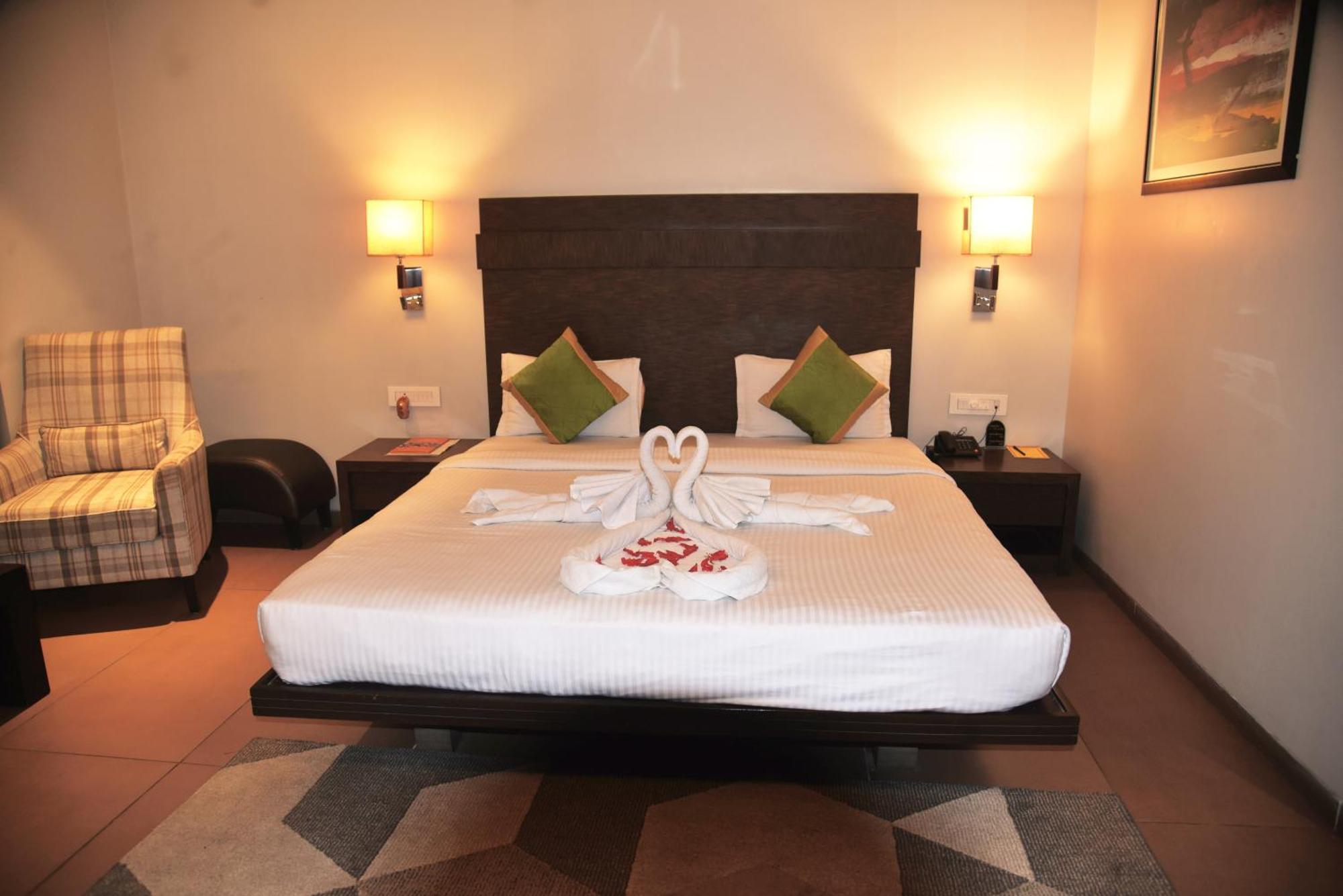 Hotel The Manor - A Boutique Hotel Jorhāt Dış mekan fotoğraf